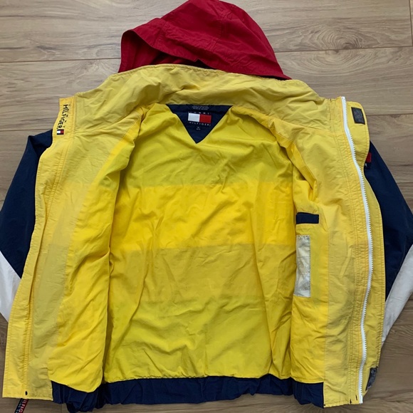 90’s Tommy Hilfiger Jacket + Packable Hood (Sz XL) - Picture 8 of 15